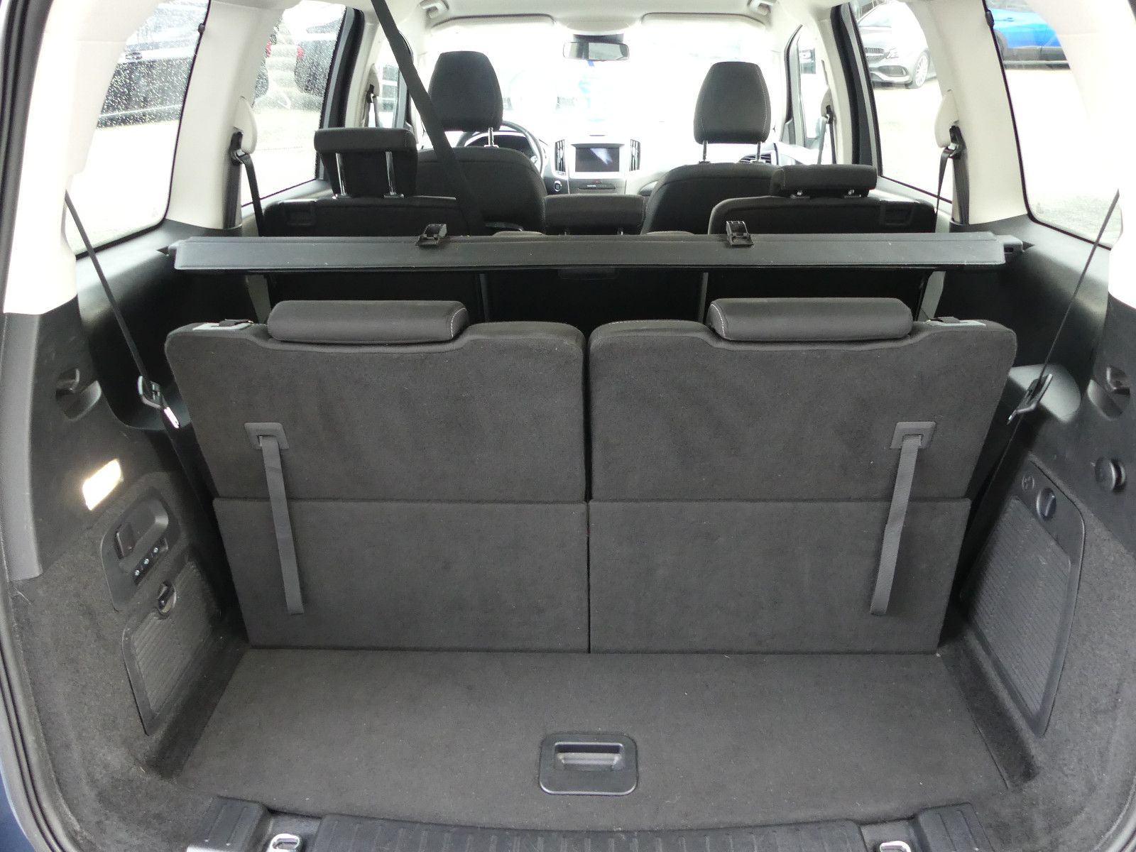Fahrzeugabbildung Ford Galaxy Titanium"7.SITZER"1.HAND"