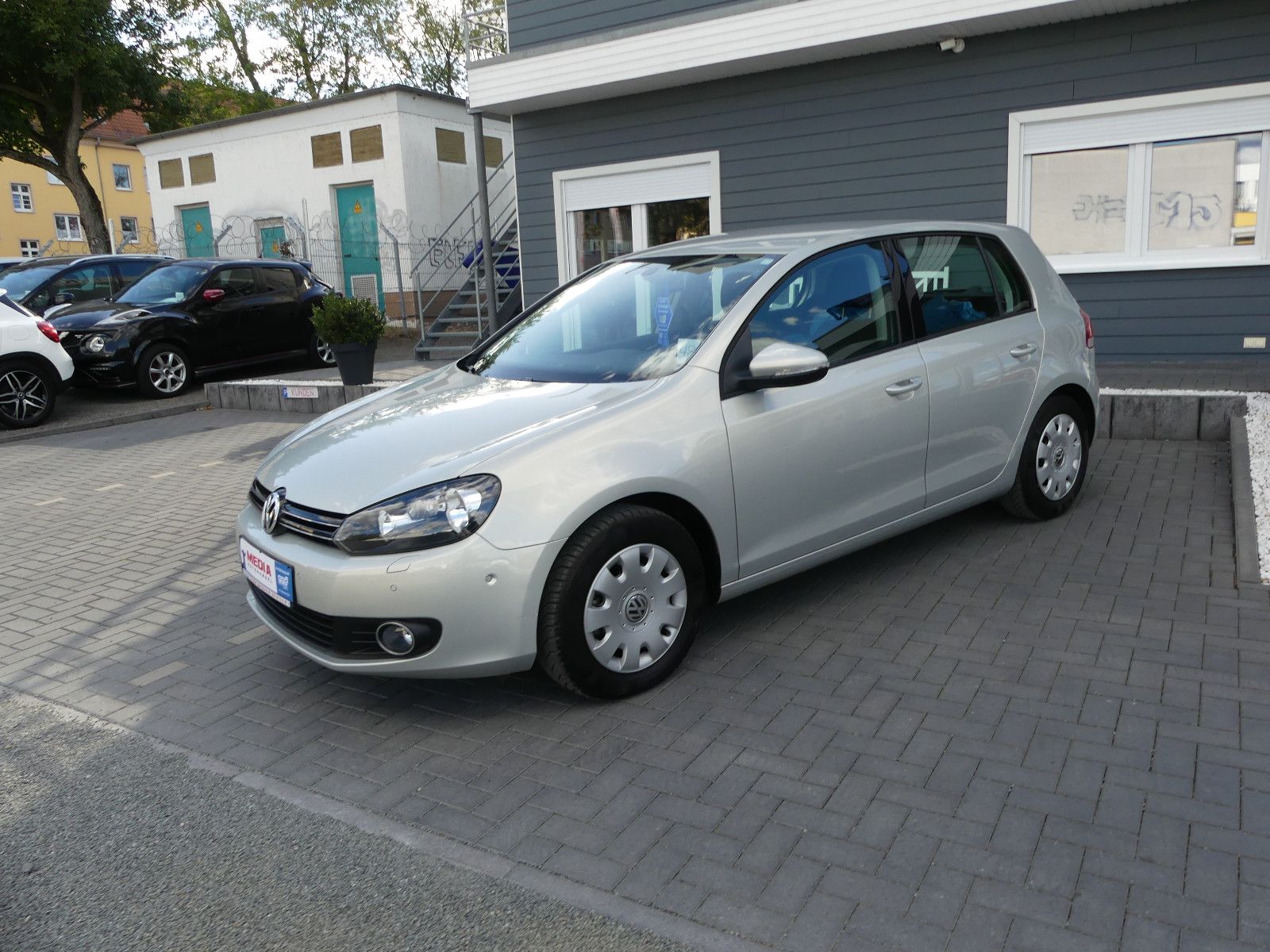 Fahrzeugabbildung Volkswagen Golf VI Comfortline"25TKM"