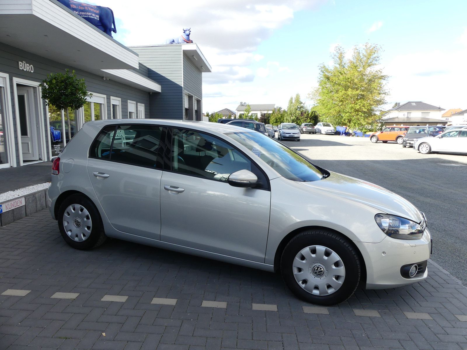 Fahrzeugabbildung Volkswagen Golf VI Comfortline"25TKM"