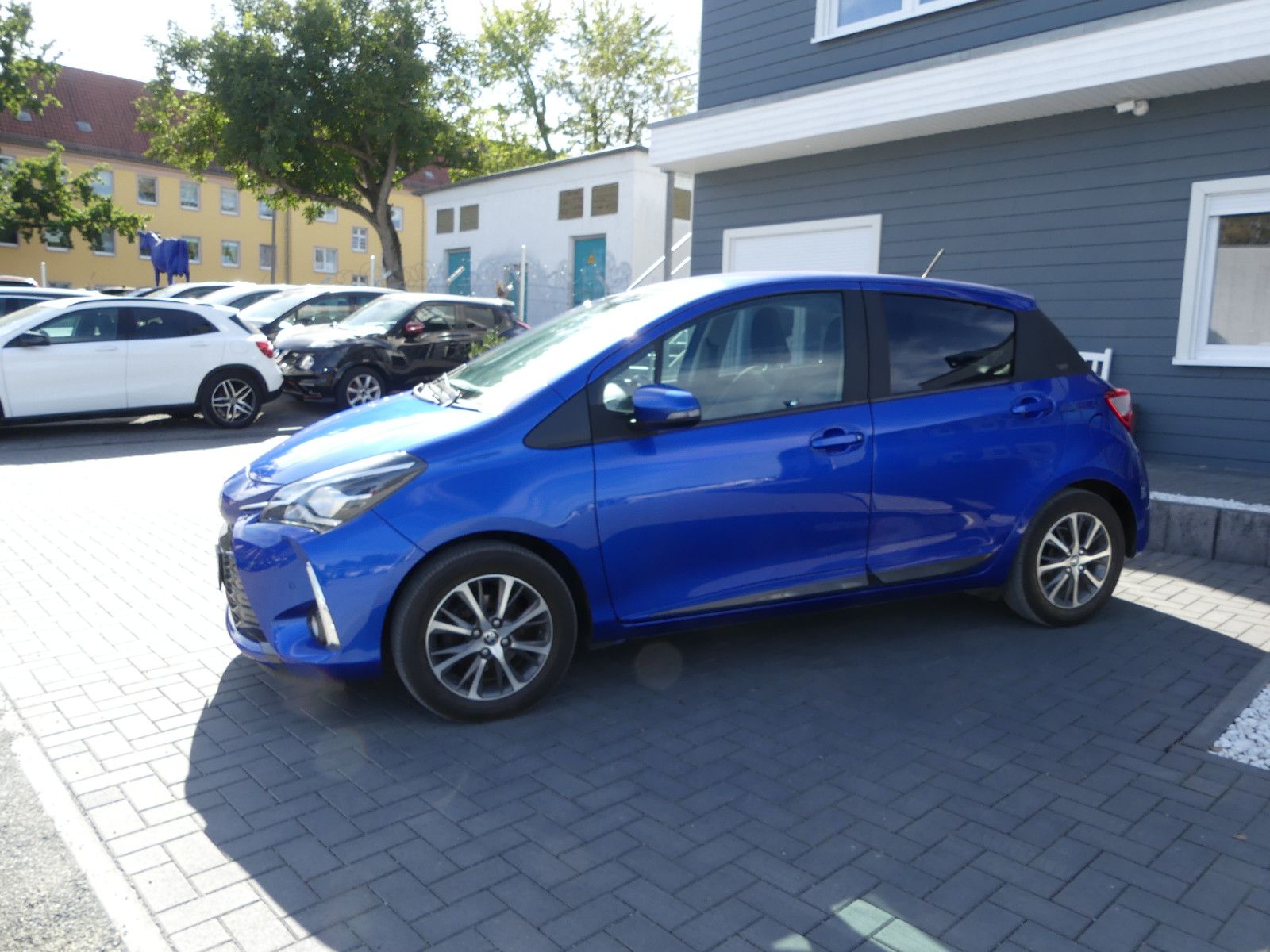Fahrzeugabbildung Toyota Yaris Team D, 69000 km