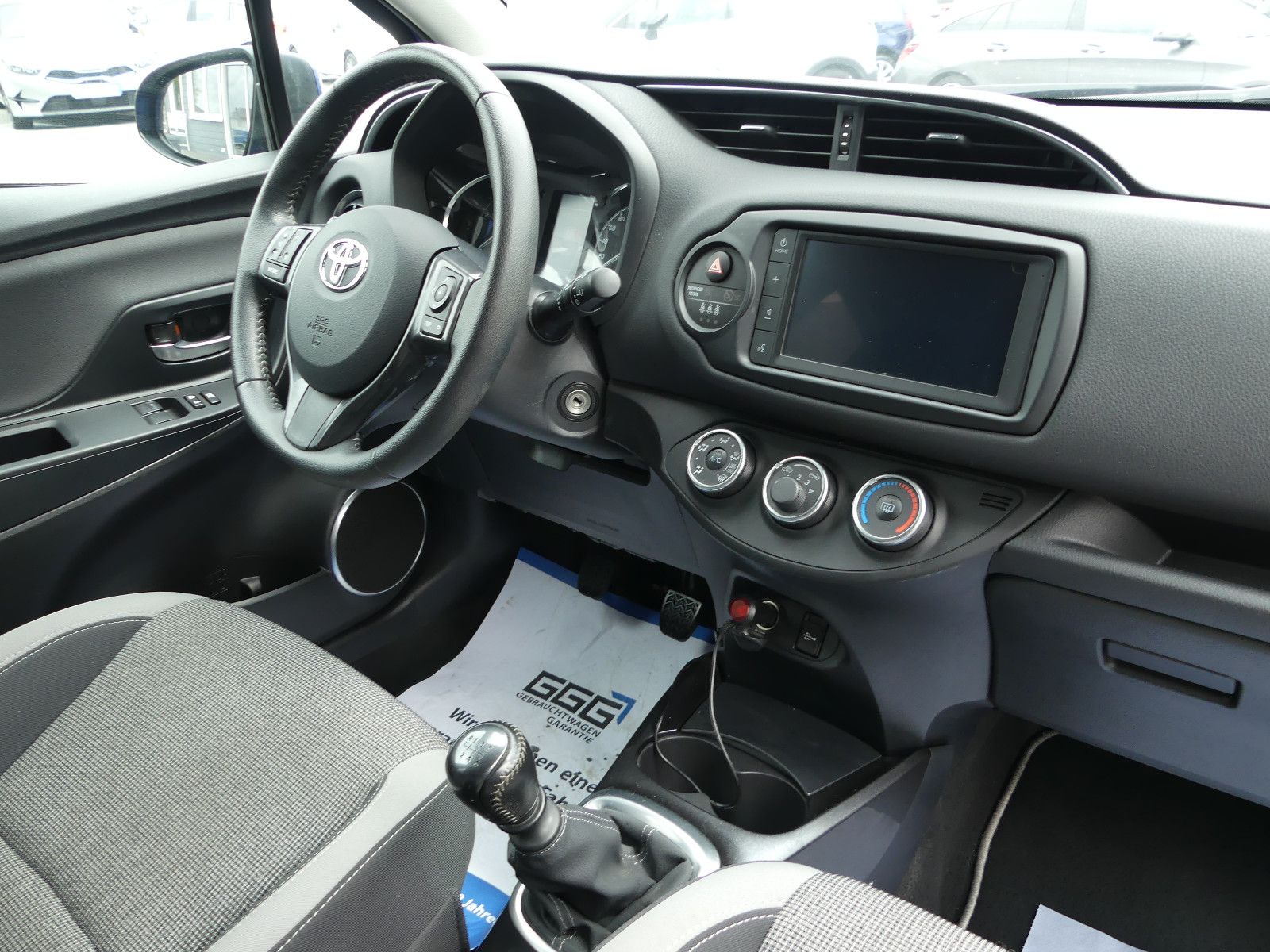 Fahrzeugabbildung Toyota Yaris Team D, 69000 km