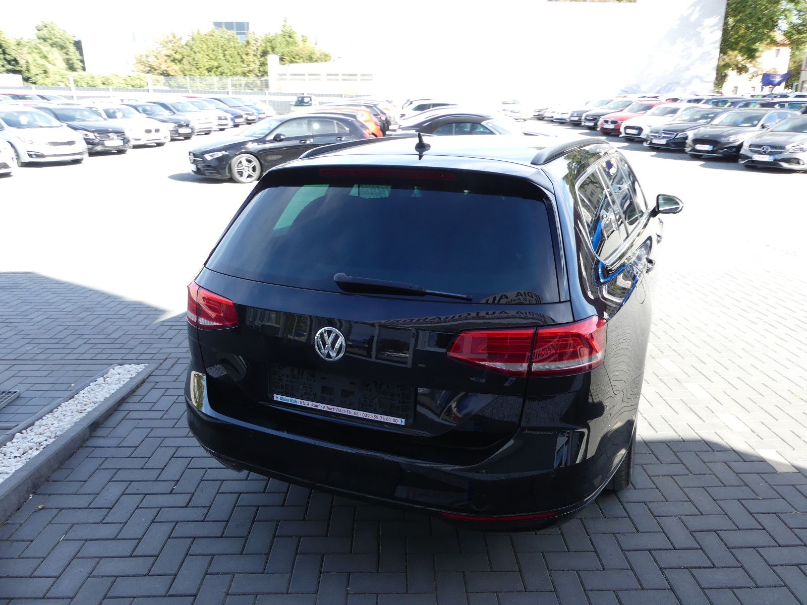 Fahrzeugabbildung Volkswagen Passat Variant Comfortline BMT/Start-Stopp
