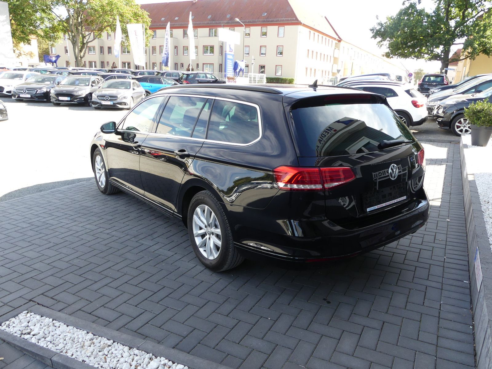 Fahrzeugabbildung Volkswagen Passat Variant Comfortline BMT/Start-Stopp