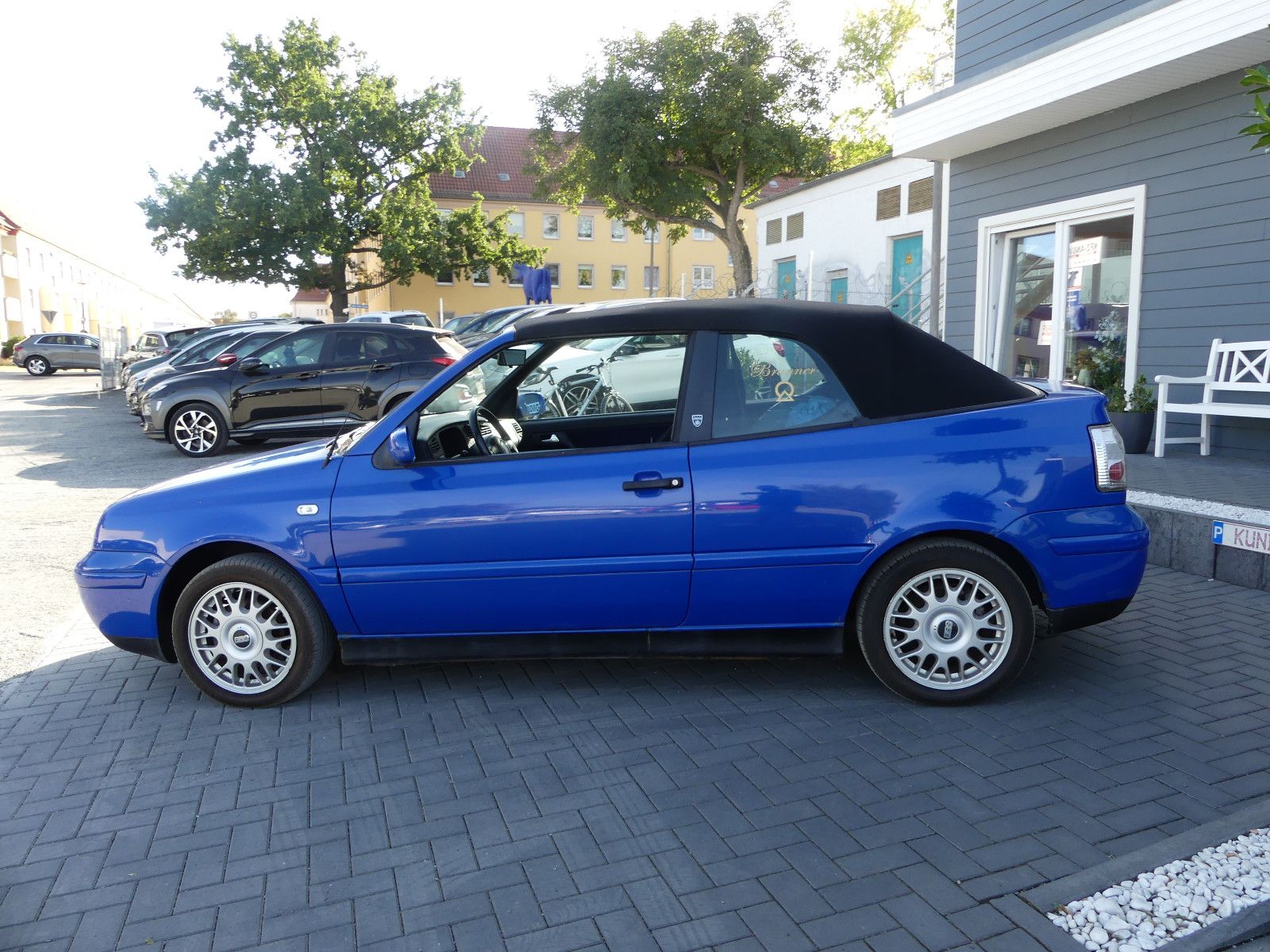 Fahrzeugabbildung Volkswagen Golf Cabrio.1.8