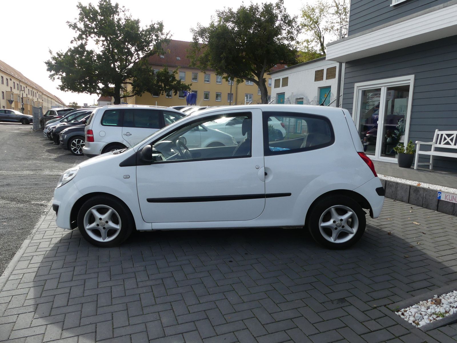 Fahrzeugabbildung Renault Twingo Authentique