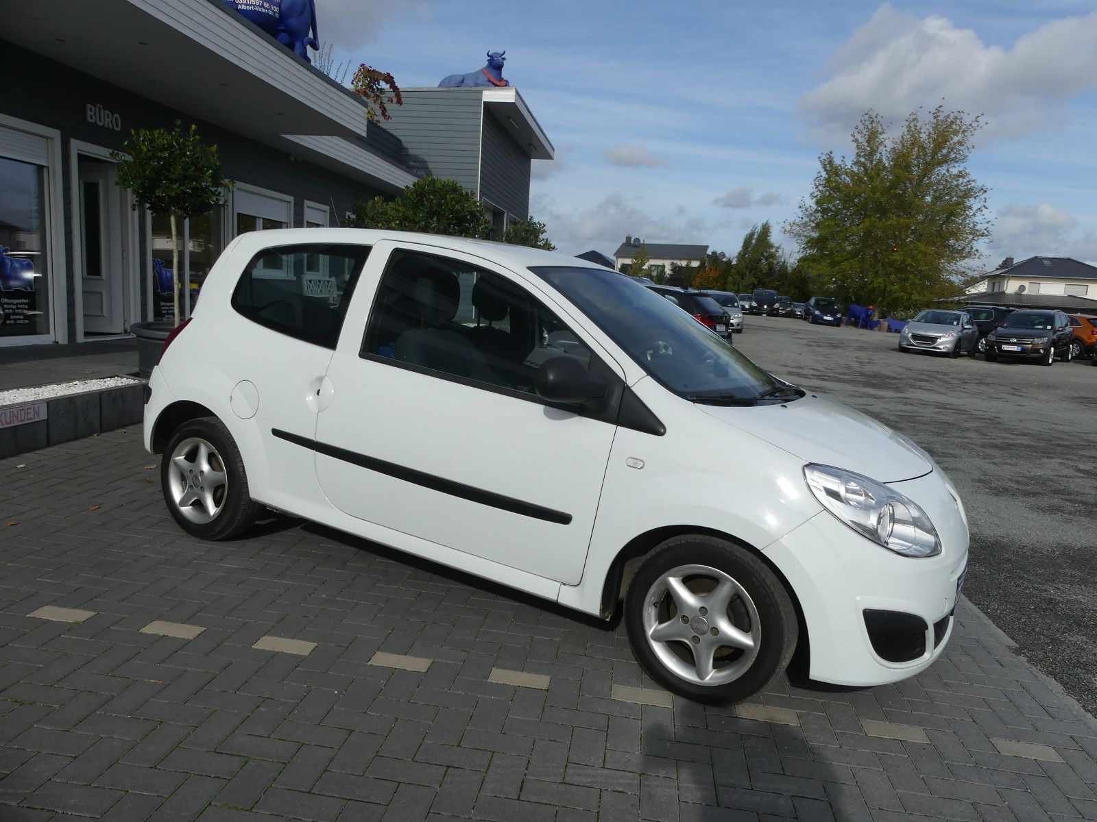 Fahrzeugabbildung Renault Twingo Authentique