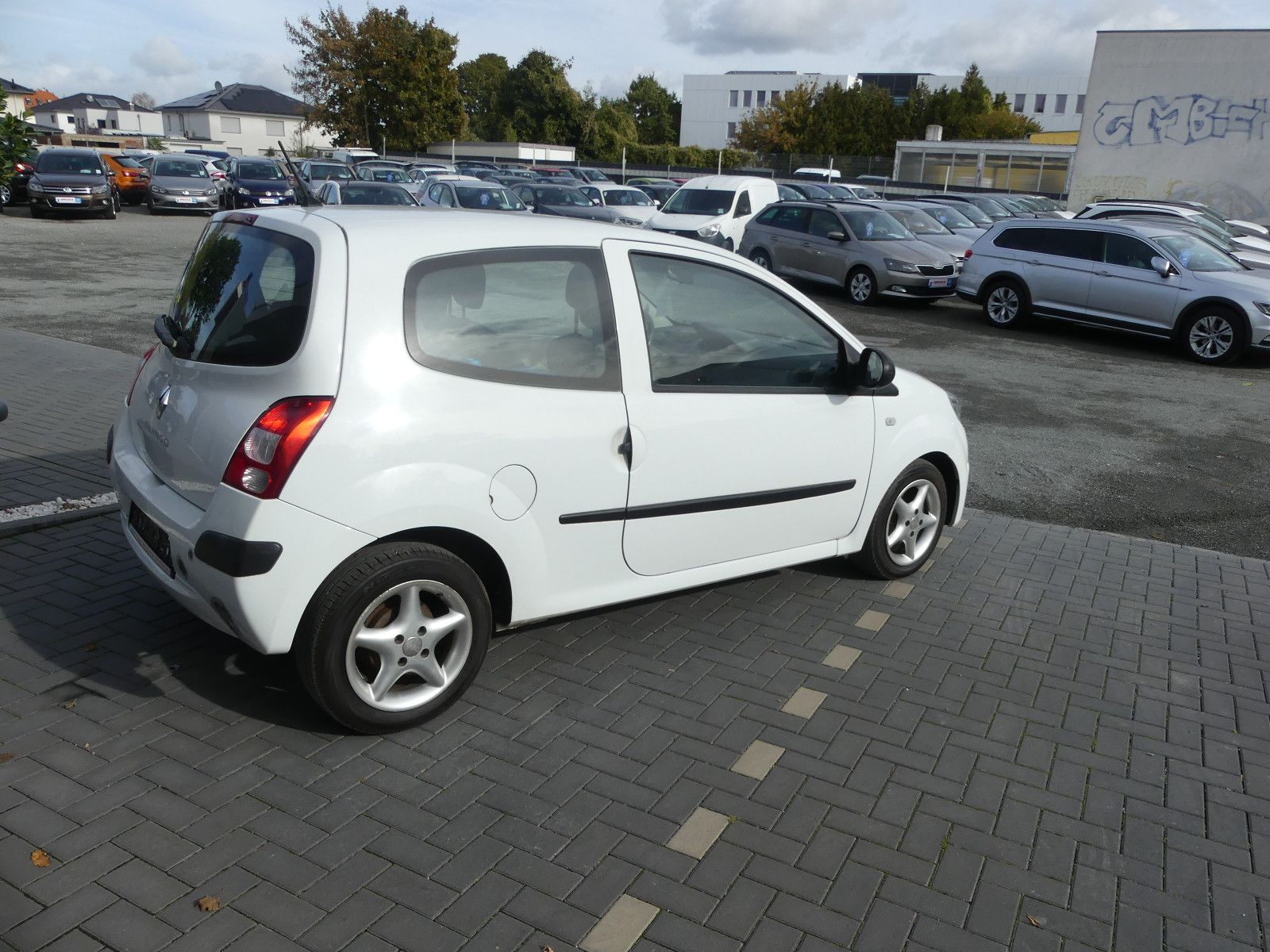 Fahrzeugabbildung Renault Twingo Authentique